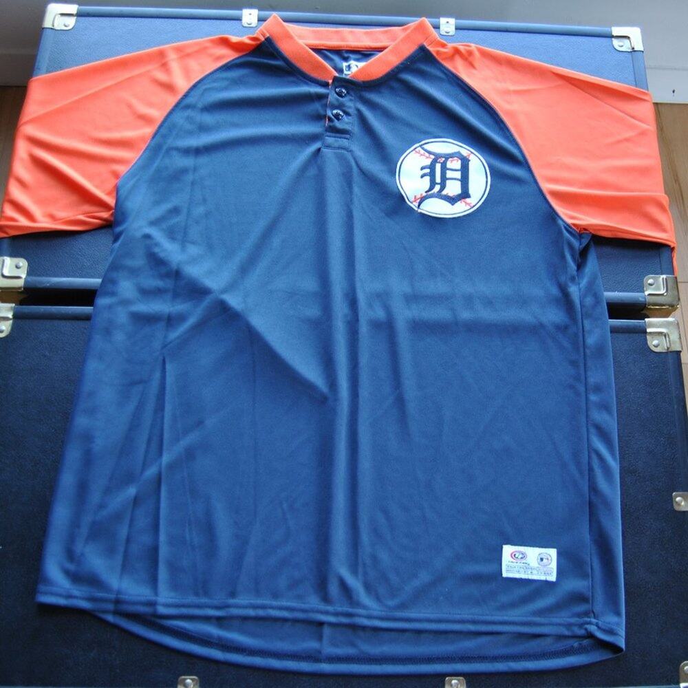 Detroit Tigers MLB Genuine Merchandise Navy Blue w/ Orange Sleeves Large